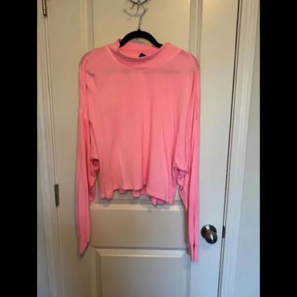 Wild Fable - Cropped Dolman Sleeve‎ Mock Neck Neon Shirt